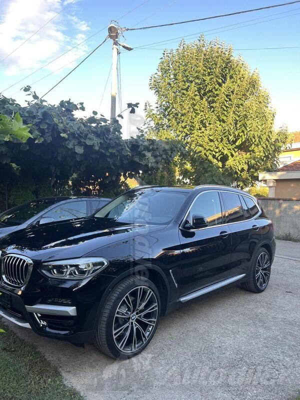 BMW - X3