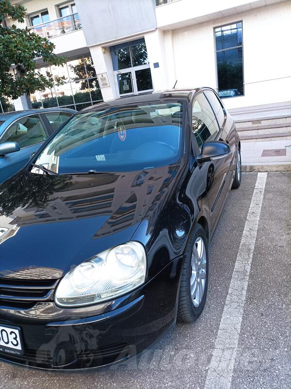 Volkswagen - Golf 5 - 1.9 tdi