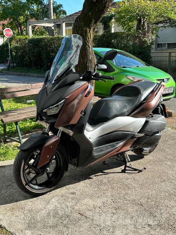 Yamaha - X MAX 300