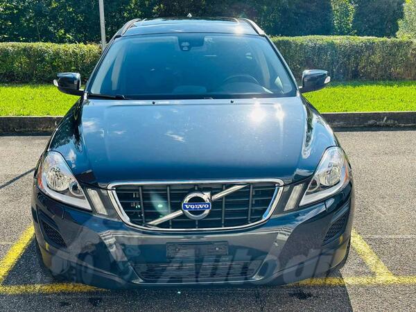 Volvo - XC 60 - 2.0 T