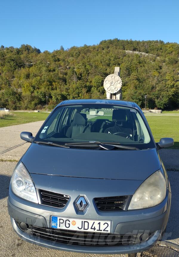 Renault - Scenic - 1.5 DCI