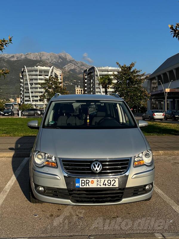 Volkswagen - Touran - 2.0 TDI