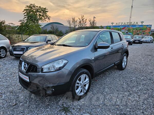 Nissan - Qashqai - 1.5 DCI