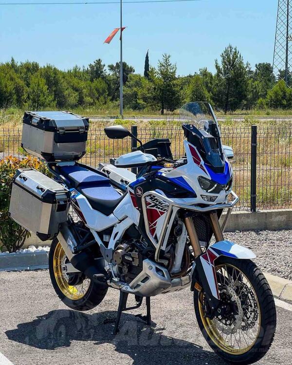 Honda - Africa twin 1100 DTC