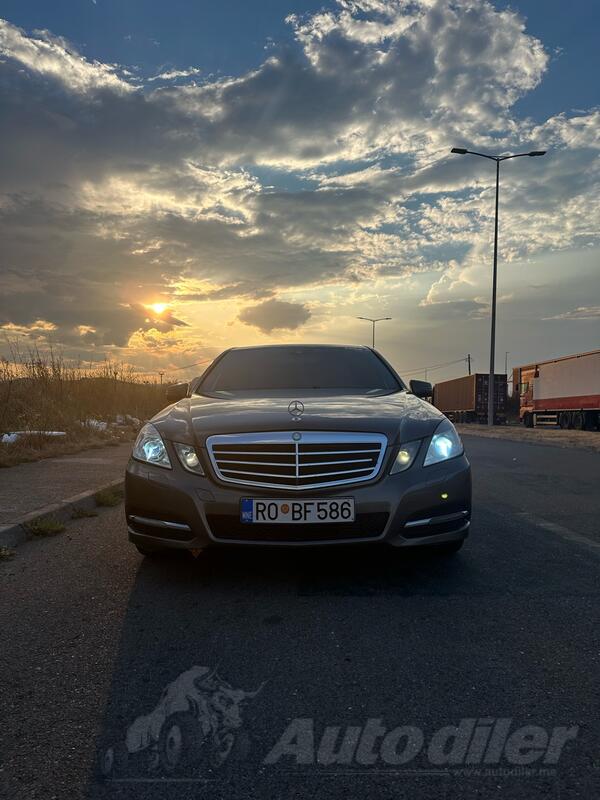 Mercedes Benz - E 220 - Cdi