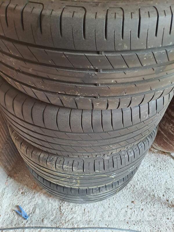 GoodYear - 215/60 r 16 - Summer tire