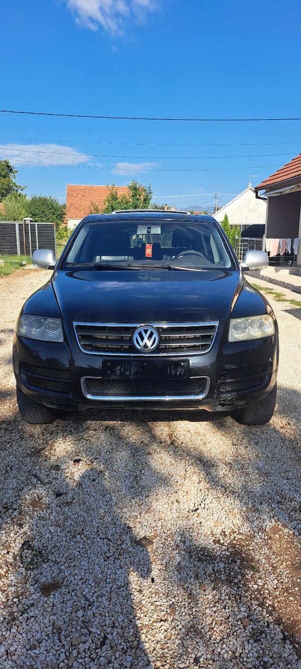 U djelovima Volkswagen - Touareg 2.5 D