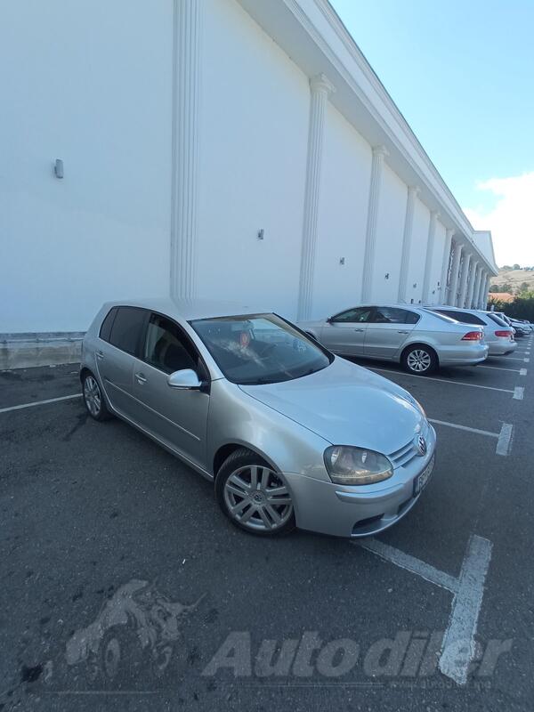 Volkswagen - Golf 5 - 2.0 Tdi