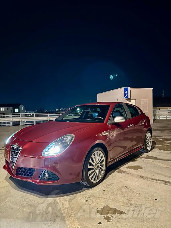 Alfa Romeo - Giulietta - 2.0 JTDM AUTOMATIK