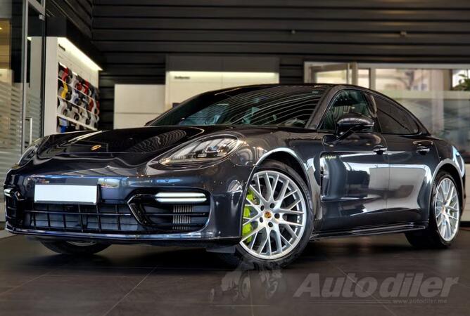 Porsche - Panamera