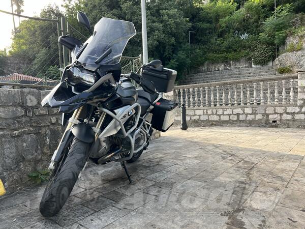 BMW - R1200GS