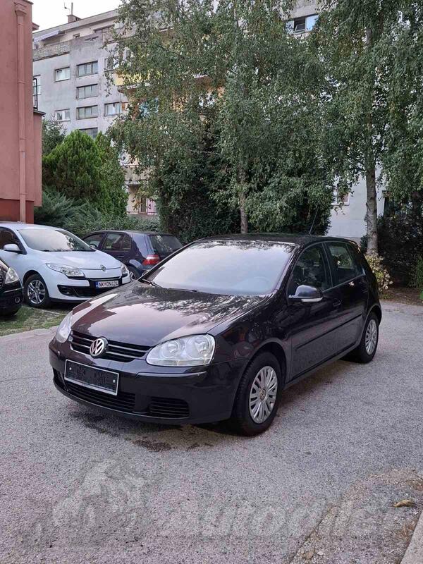 Volkswagen - Golf 5 - 1.9