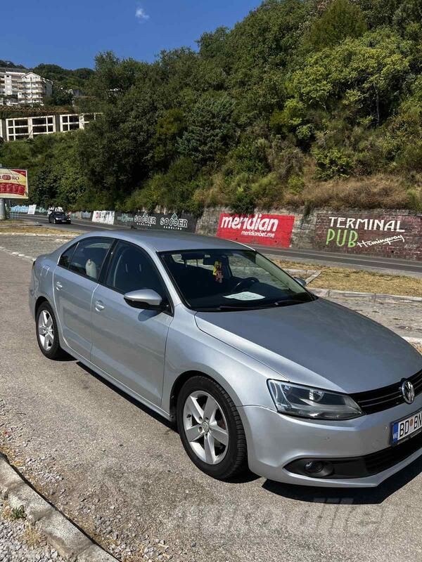 Volkswagen - Jetta - 1.6 TDI