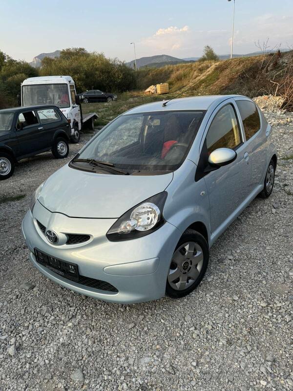Toyota - Aygo - 1.0benz