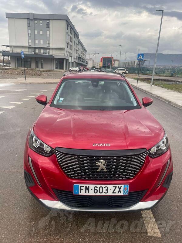 Peugeot - 2008 - 1.2 Puretech Allure