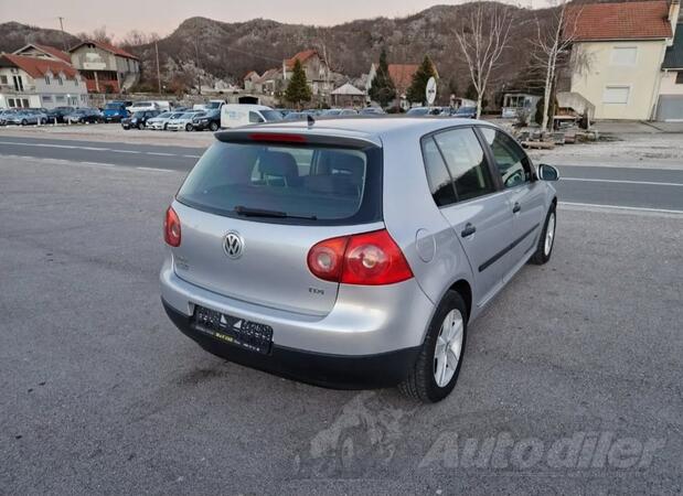 Volkswagen - Golf 5 - 1.9 tdi