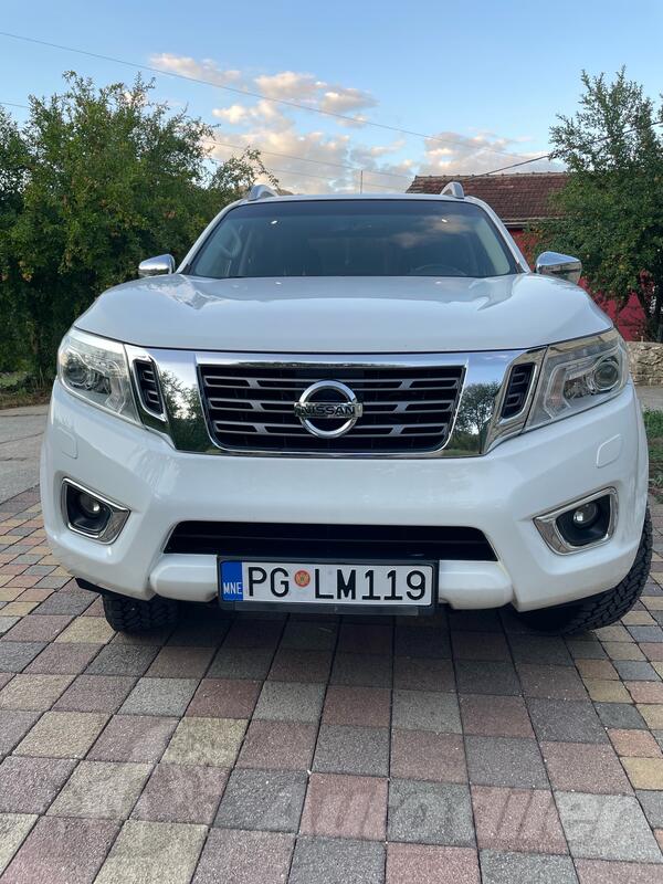 Nissan - Navara - NP 300