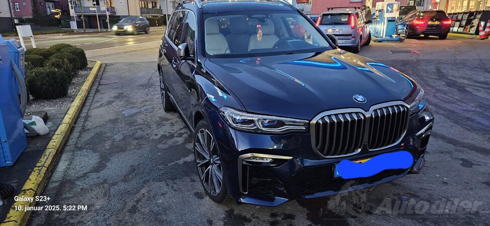 BMW - X7 M - M50i