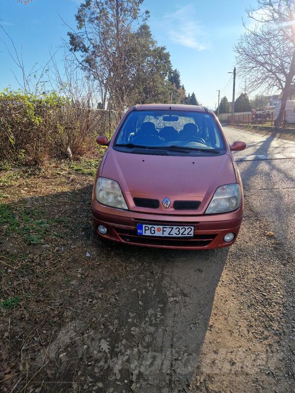 Renault - Scenic - 1.6 16v