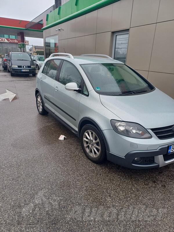 Volkswagen - Golf Plus Cross - 1.9