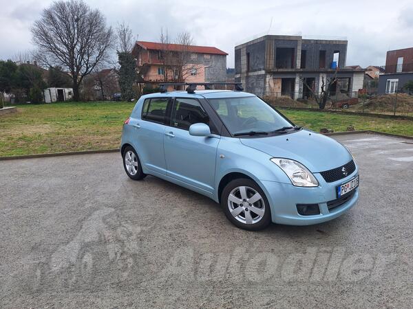 Suzuki - Swift - 1.3