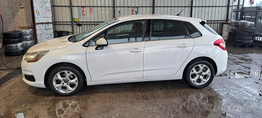 Citroen - C4 - 1.6 hdi