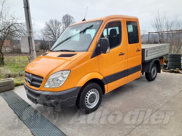 Mercedes Benz - Sprinter 211