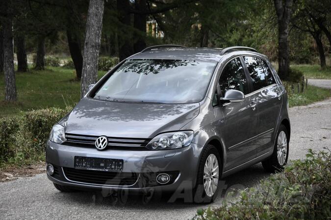 Volkswagen - Golf 6 - 1.6 tdi LIFE DSG