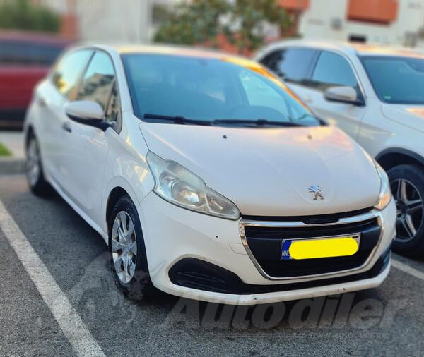 Peugeot - 208 - 1.6 HDI BLUE