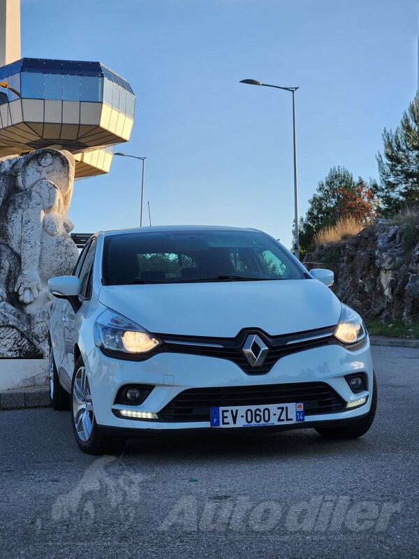 Renault - Clio