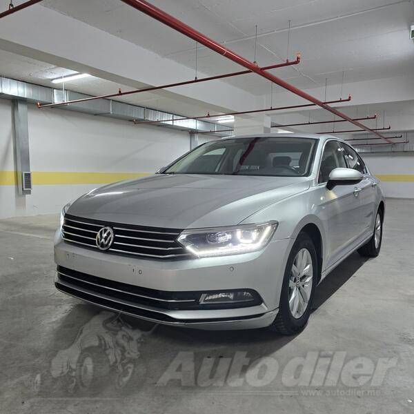 Volkswagen - Passat - 1.6 tdi high-line