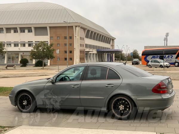 Mercedes Benz - E 220 - 2.2 110kw