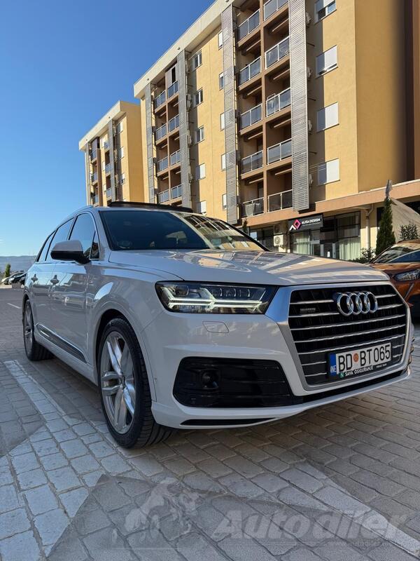 Audi - Q7 - 3x S line