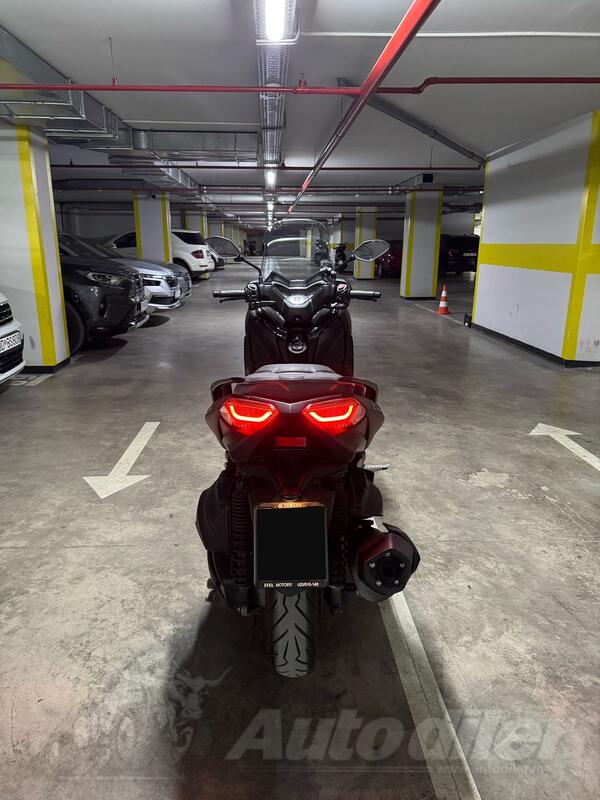 Yamaha - X max