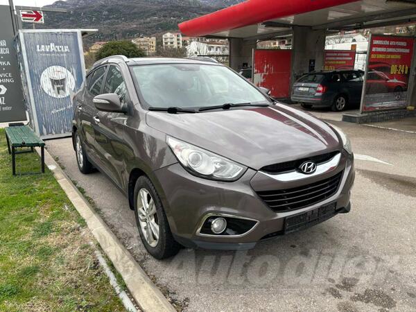 Hyundai - iX35 - 2.0 CRDI     4x4