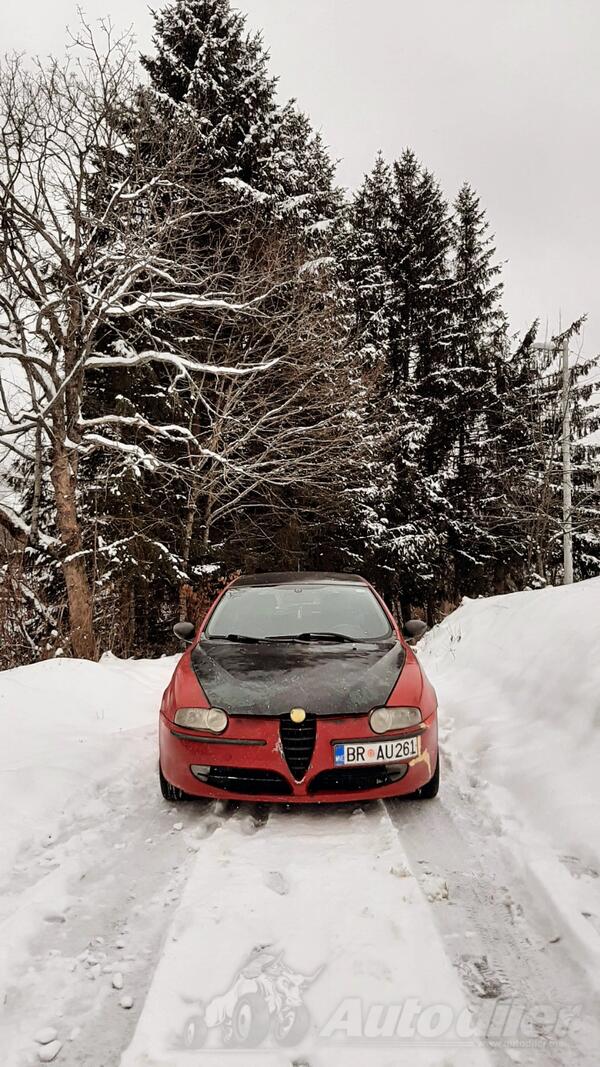 Alfa Romeo - 147 - 1.6