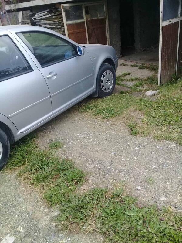 Volkswagen - Golf 4 - 1.4 16v