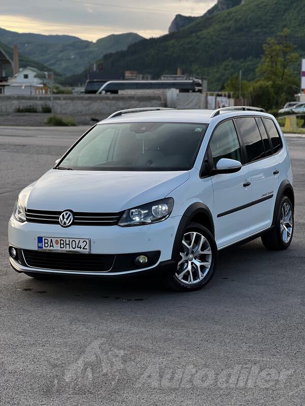 Volkswagen - Touran - 2.0TDI