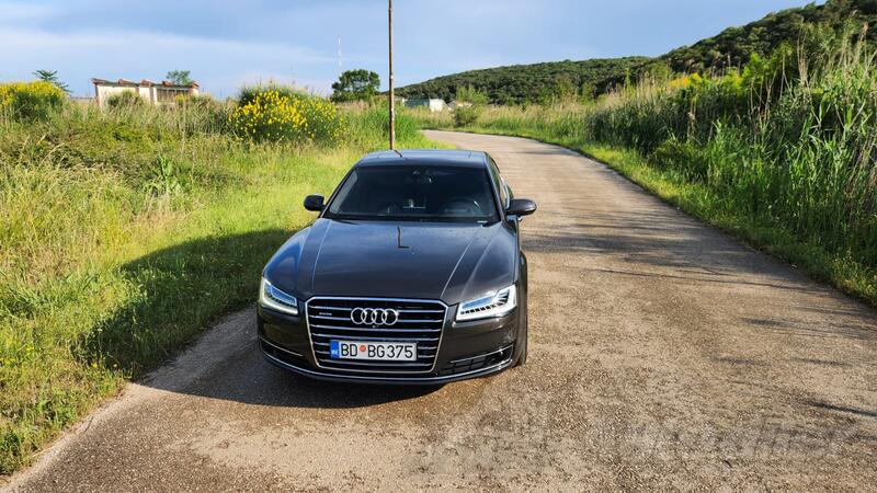 Audi - A8 - 3.0 V6 TDI QUATTRO