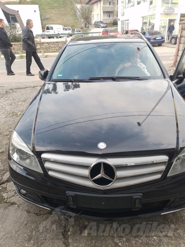 Mercedes Benz - 220 - C220