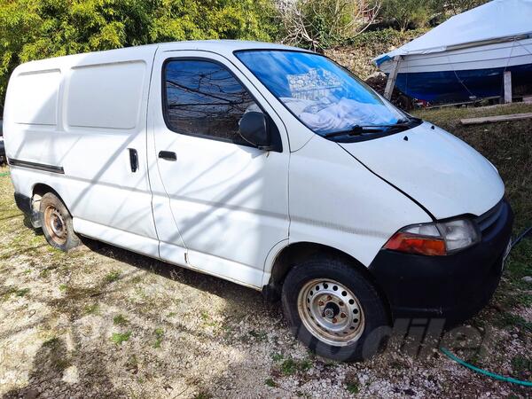 Toyota - Hiace