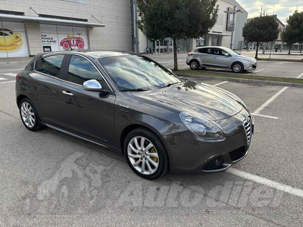 Alfa Romeo - Giulietta - 2.0 JTD. QV line