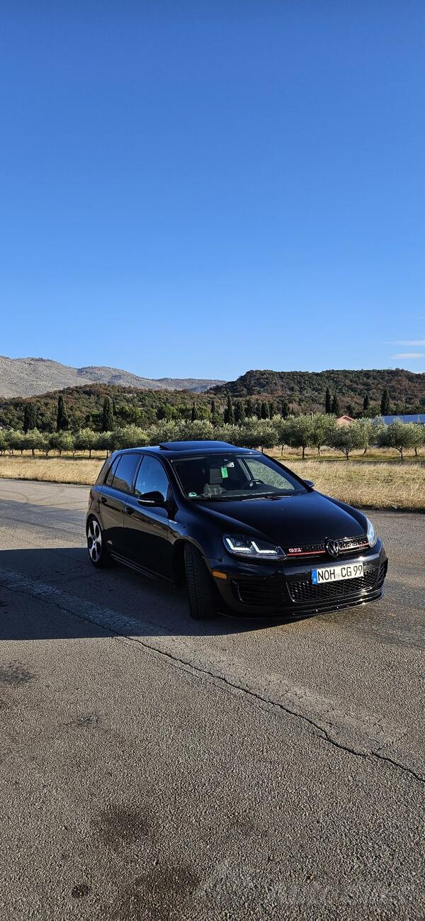 Volkswagen - Golf 6 - 2.0 GTI