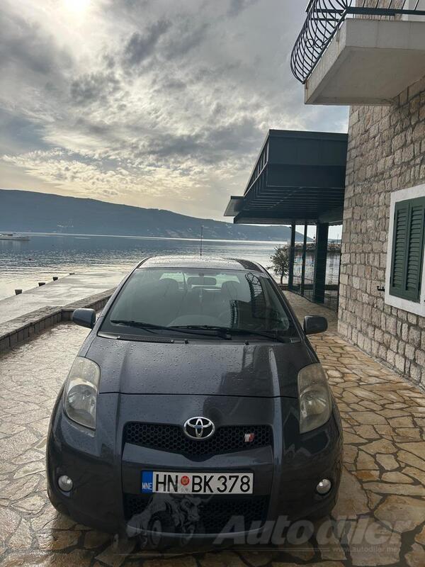 Toyota - Yaris - Sport 1.8 TS 16v vvt-i