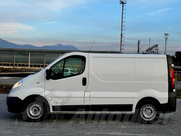 Renault - Trafic 2.0 DCI