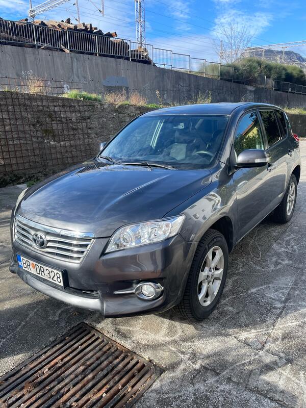 Toyota - RAV 4 - 2.2 D4D