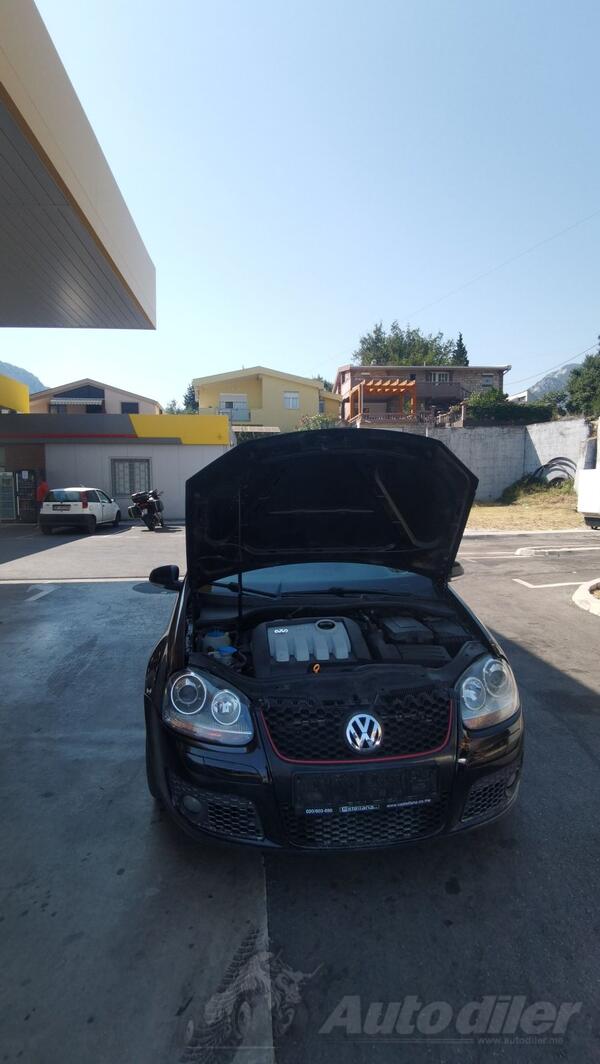 Volkswagen - Golf 5 - 1.9