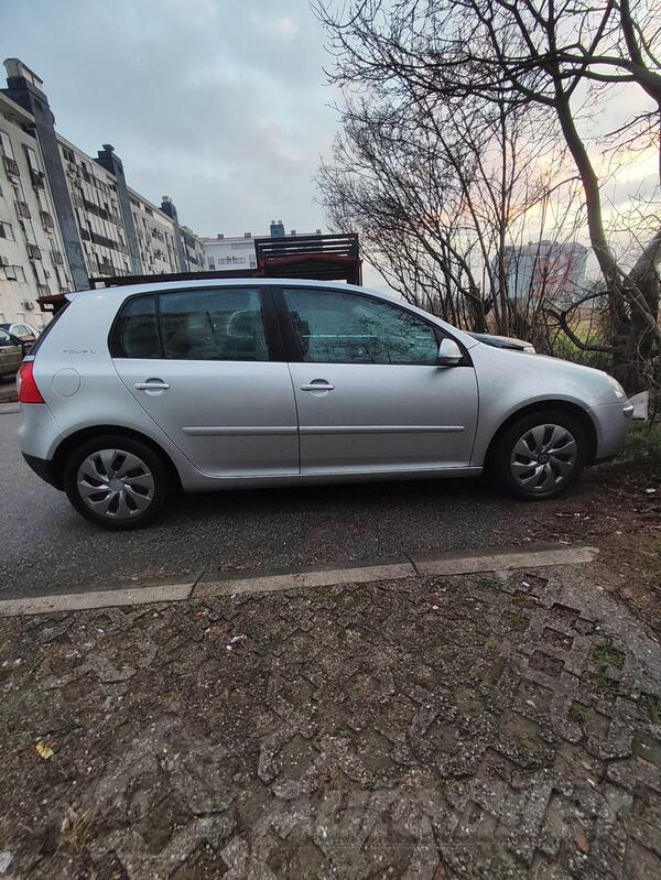 Volkswagen - Golf 5 - 1.9 TDI