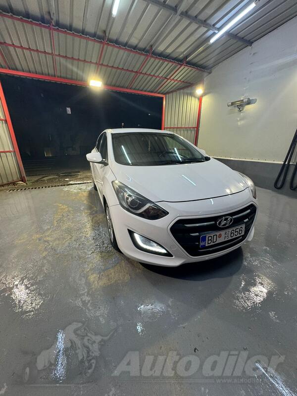 Hyundai - i30 - crdi