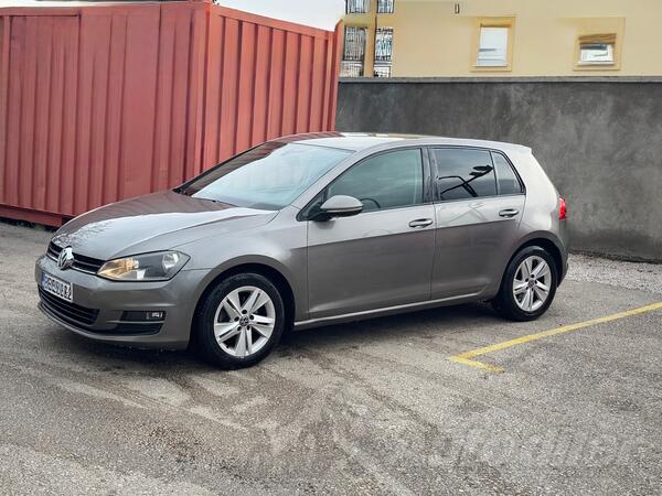 Volkswagen - Golf 7 - 1.2 Tsi